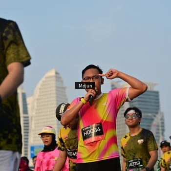 Runner Photo 6636725