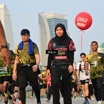Runner Photo 6636751