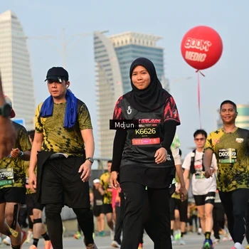 Runner Photo 6636753