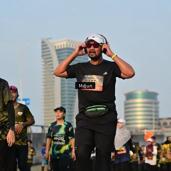 Runner Photo 6636767