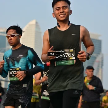 Runner Photo 6637338