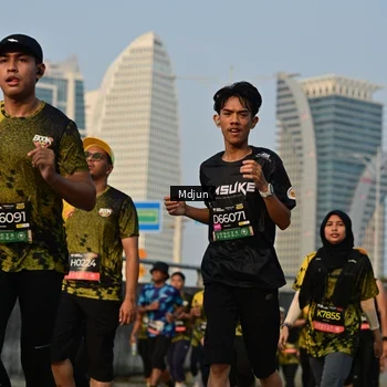 Runner Photo 6637355