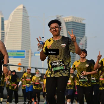 Runner Photo 6637385