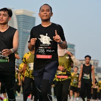 Runner Photo 6637403