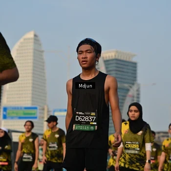 Runner Photo 6637411