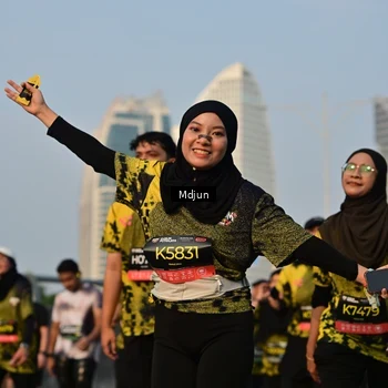Runner Photo 6637451