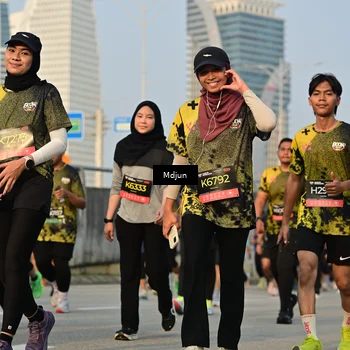 Runner Photo 6637486