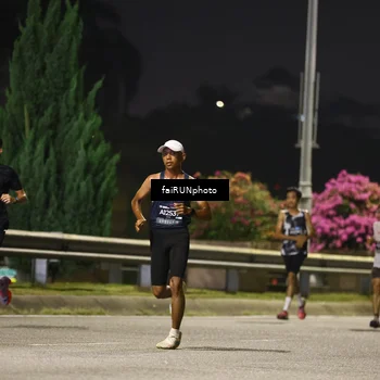 Runner Photo 6637495