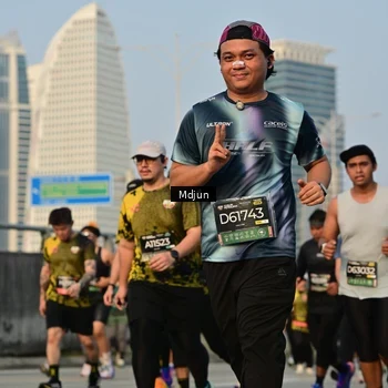 Runner Photo 6637549