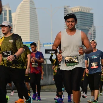 Runner Photo 6637563