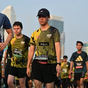 Runner Photo 6637574