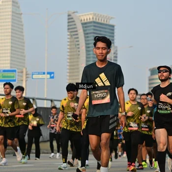 Runner Photo 6637579