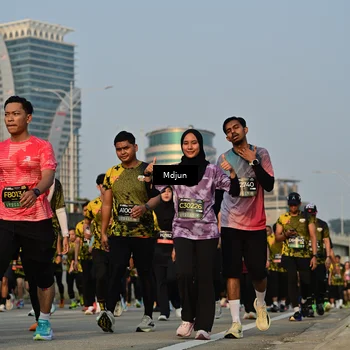 Runner Photo 6637600