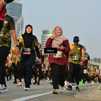 Runner Photo 6637624
