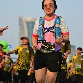 Runner Photo 6637663