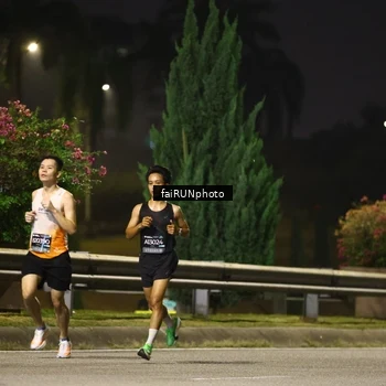 Runner Photo 6637698