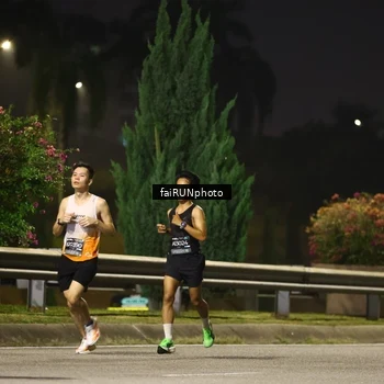 Runner Photo 6637699
