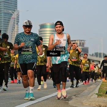 Runner Photo 6637723
