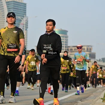 Runner Photo 6637756