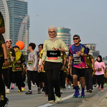 Runner Photo 6637786