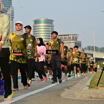 Runner Photo 6637791