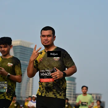 Runner Photo 6637811