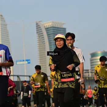 Runner Photo 6637824