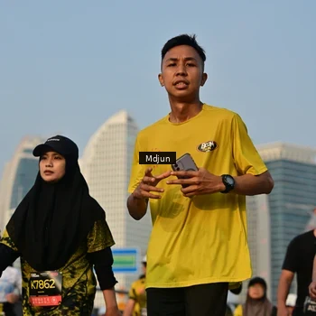 Runner Photo 6638013