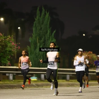 Runner Photo 6638353
