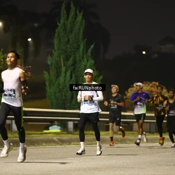 Runner Photo 6638355