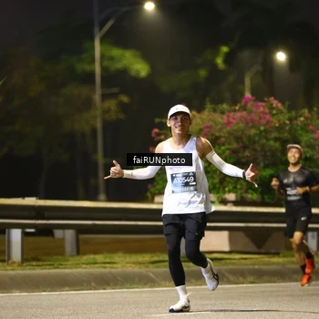 Runner Photo 6638413
