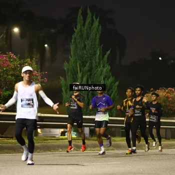 Runner Photo 6638418