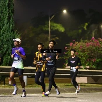 Runner Photo 6638453