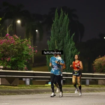 Runner Photo 6638455