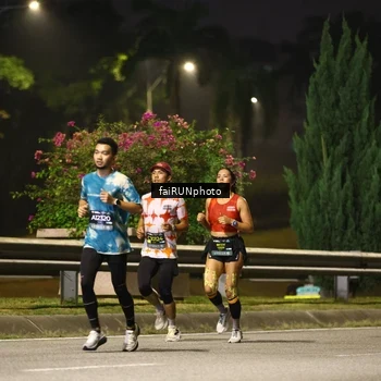 Runner Photo 6638474