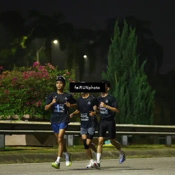 Runner Photo 6638987