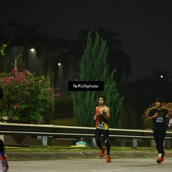 Runner Photo 6639062