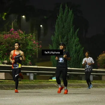 Runner Photo 6639101