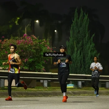 Runner Photo 6639119