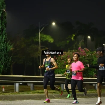 Runner Photo 6639223