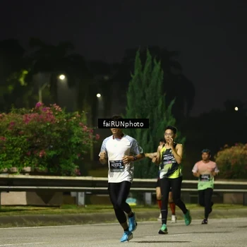 Runner Photo 6639273