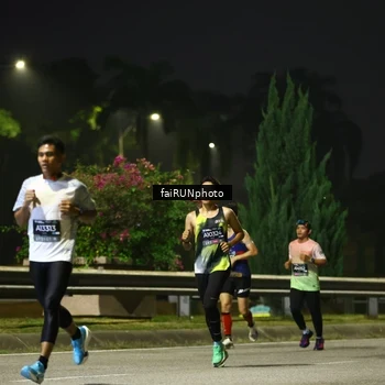 Runner Photo 6639278