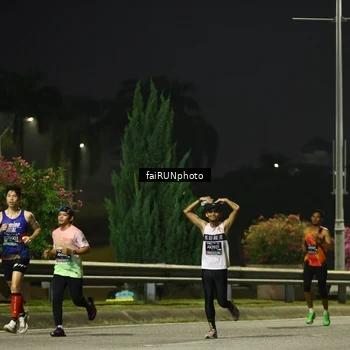 Runner Photo 6639315