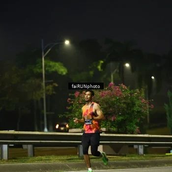 Runner Photo 6639356