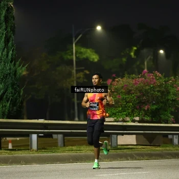 Runner Photo 6639357