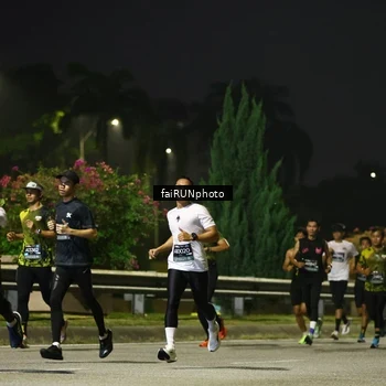 Runner Photo 6639505