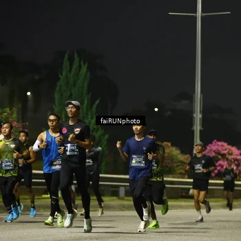 Runner Photo 6639533