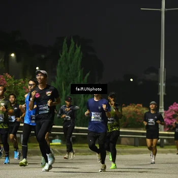 Runner Photo 6639547