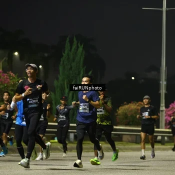 Runner Photo 6639549