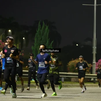 Runner Photo 6639551